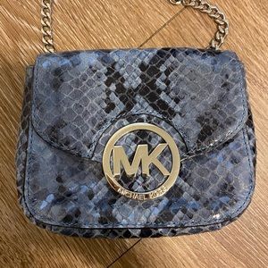 michael kors purse